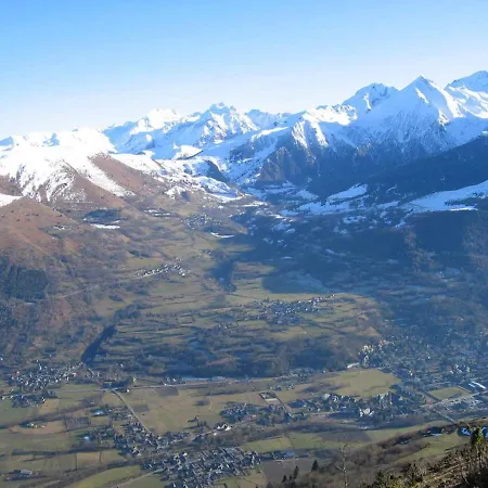 Chalet De 4 Chambres A Avec Magnifique Vue Sur La Montagne Jardin Amenage Et Wifi A 3 Km Des Pistes Camparan