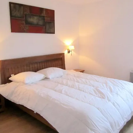Chalet De 4 Chambres A Avec Magnifique Vue Sur La Montagne Jardin Amenage Et Wifi A 3 Km Des Pistes 샬레 *